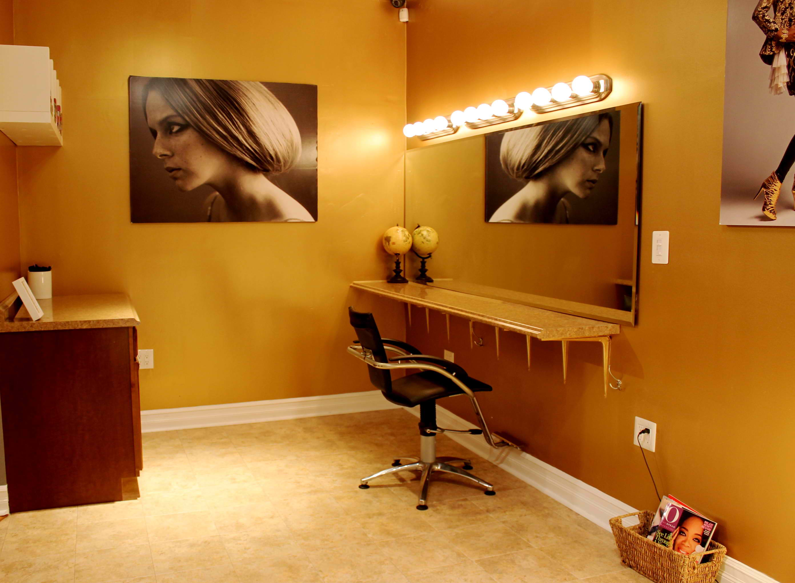 Salon Details